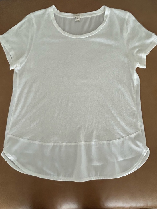 J. Crew Tops - J.Crew Women’s Short Sleeve T Shirt
Ivory White
Medium